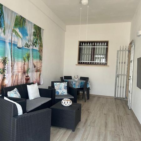 Casa Vacanze Nina Torre Ovo Luaran gambar